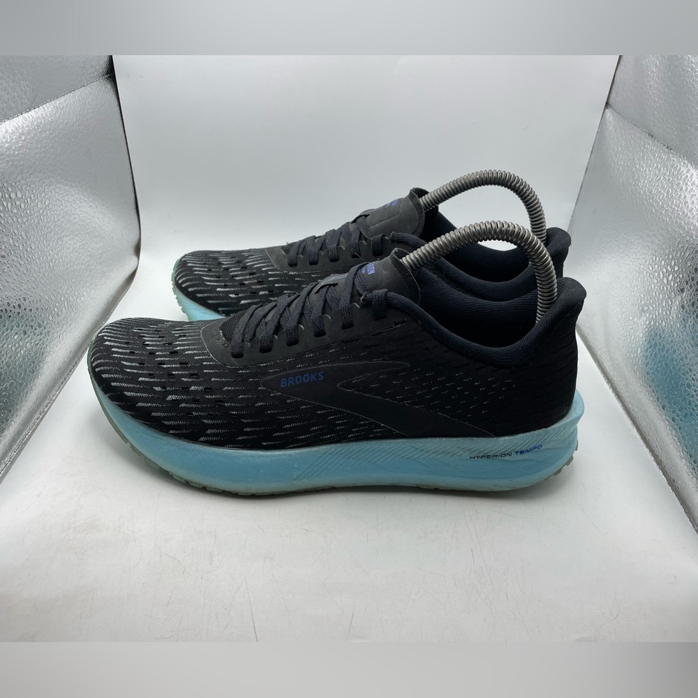 Brooks Black and Light Blue Athletic Shoes size 8